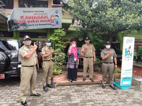 Kunjungan Satpol PP Jawa Tengah di SMA Negeri 14 Semarang